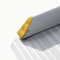Rollstuhlrampe / Kofferrampe Detail Aufkantung seitlich
