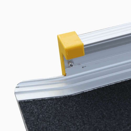 Rollstuhlrampe / Teleskoprampe 2-teilig Detail Aufkantung