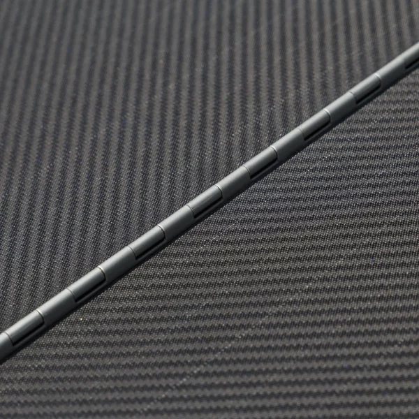 Nahaufnahme eines Metallscharniers